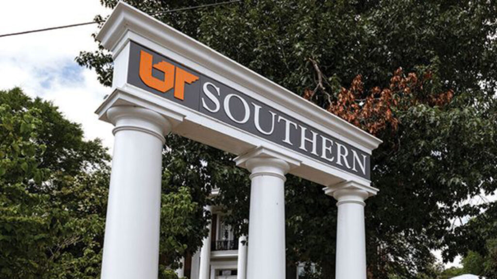 UT Southern Columns